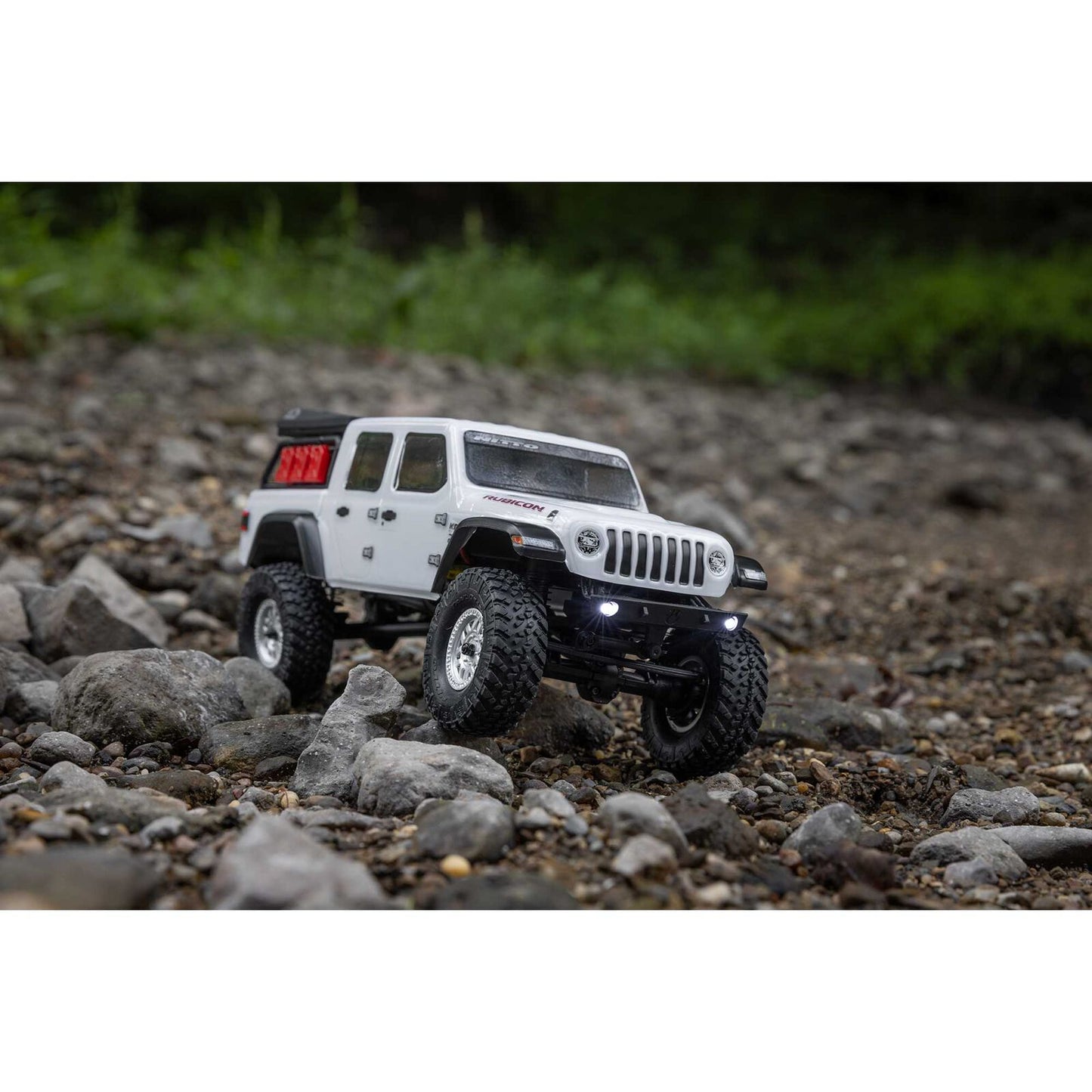 1/24 SCX24 Jeep JT Gladiator 4X4 RTR Brushed Rock Crawler (Battery & Charger Included), White/Blanc