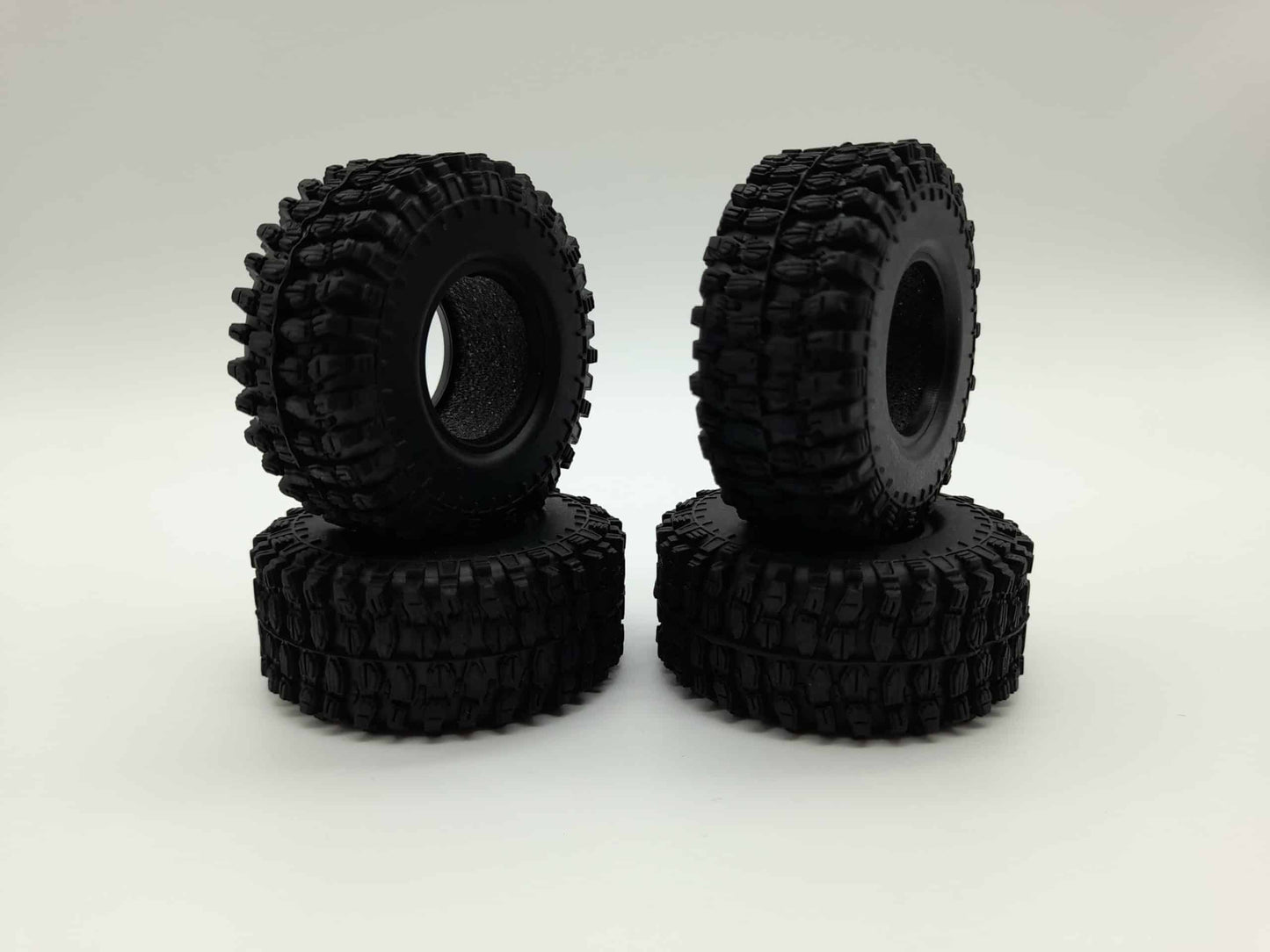 Ensemble de (4) pneus 1.0 (T24-VB)