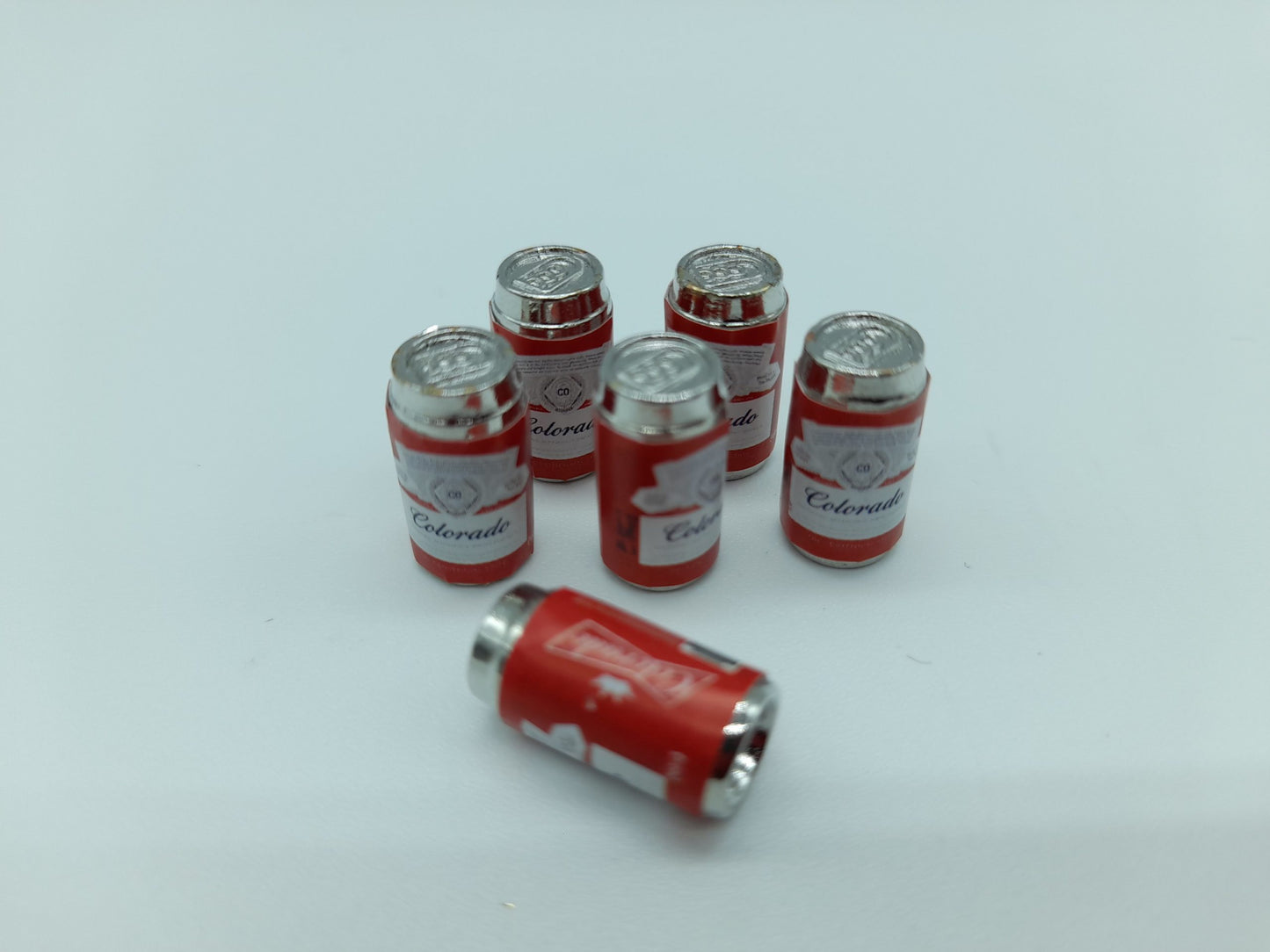 Set of (6) 1/10 beer cans (B6-1)