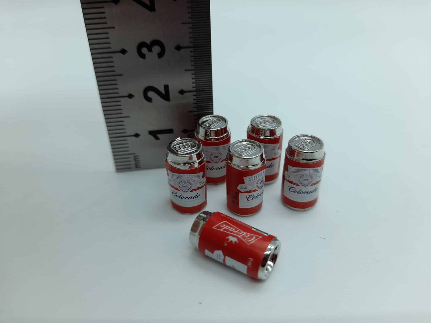Set of (6) 1/10 beer cans (B6-1)