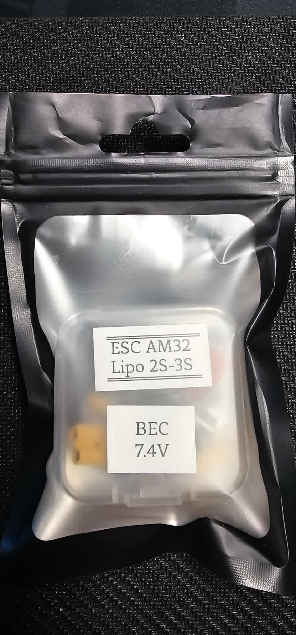 AM32 ESC 2-3S (BEC 6V OU 7.4V)